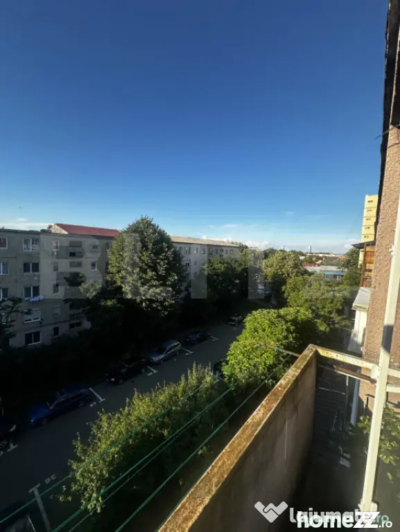 Apartament de vânzare, cu 2 camere, 37,04 mp, zona Micro 14 - Satu Mare (Satu-Mare)