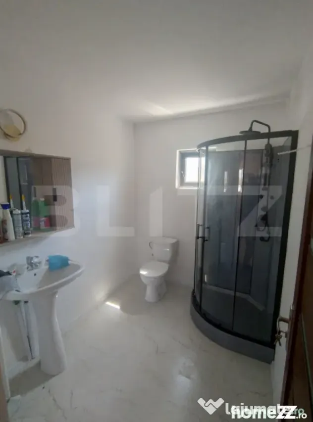 Casa P în Șimnicu de Sus, 3 camere, 71 mp utili, teren 324