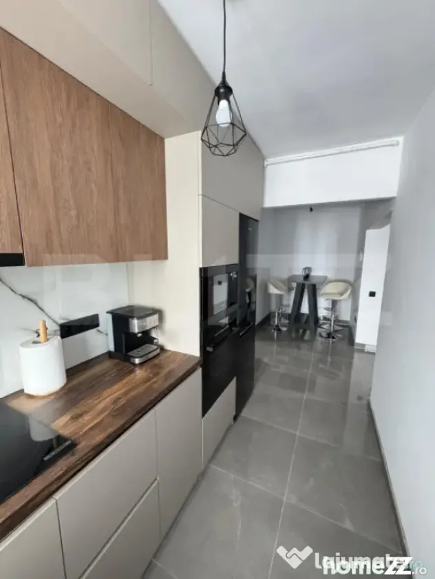 Apartament de 3 camere, renovat+garaj inclus - Dej (Cluj)