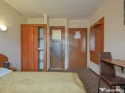 Comision 0 %! Pensiune cu 12 camere de vânzare, str. De ... 