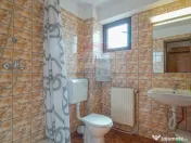 Comision 0 %! Pensiune cu 12 camere de vânzare, str. De ... 