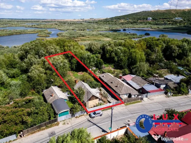 ID 7854 EXCLUSIVITATE – Teren cu casă și ieșire la canal