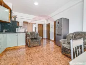 Apartament cu 3 camere de închiriat în zona Boul Rosu 