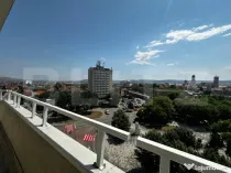 Apartament 3 camere, 82 mp, zona Cetate