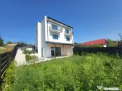 Casa cu 4 camere Finalizata Mutare Imediata Hlincea Aproape 