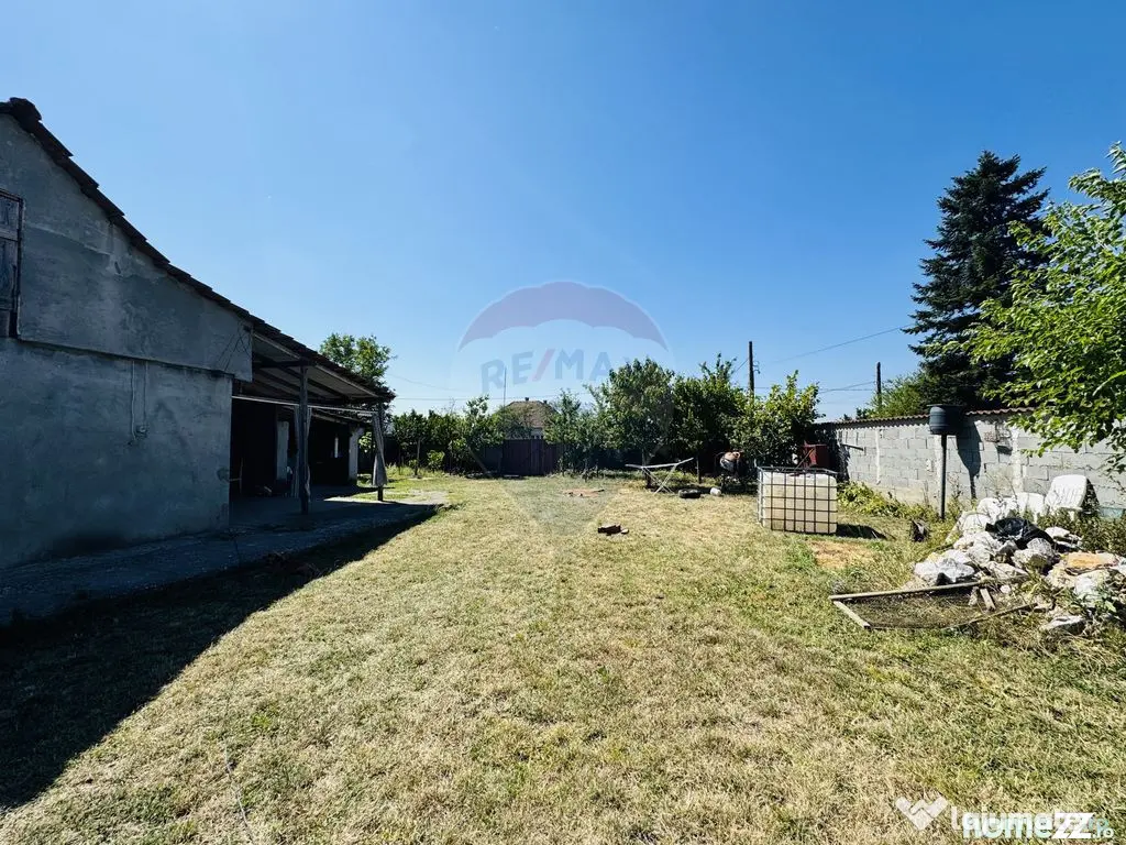 Teren 6,210mp Apateu / Strada Principala