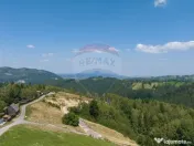 Teren Panoramic in Bran – Vedere spre Bucegi & Piatra C... 