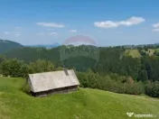 Teren Panoramic in Bran – Vedere spre Bucegi & Piatra C... 