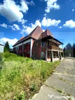 Clădire mixtă cu teren și hală – vad comercial DN11, O