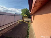 Casa de vanzare in Bacau Saucesti cu potential comercial 