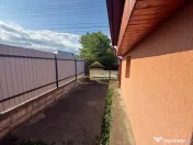 Casa de vanzare in Bacau Saucesti cu potential comercial 