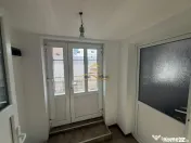 Casa de vanzare in Bacau Saucesti cu potential comercial 