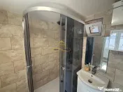 Casa de vanzare in Bacau Saucesti cu potential comercial 