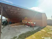 Casa de vanzare in Bacau Saucesti cu potential comercial 