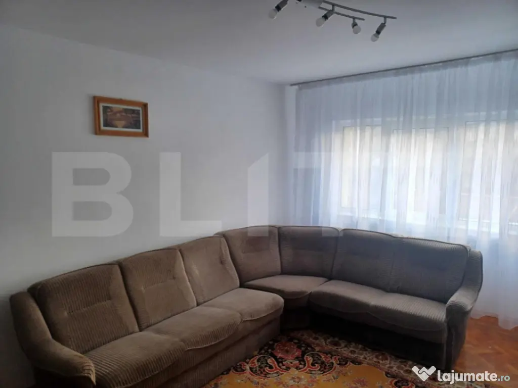 Apartament 3 camere, 63 mp, zona Obcini