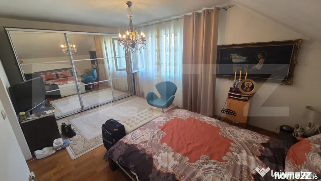 Casa tip duplex cu 3 camere,100 mp utili,Centru