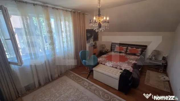 Casa tip duplex cu 3 camere,100 mp utili,Centru