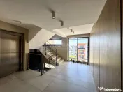 Apartament 3 camere, 2 băi, parcare și boxă – Ambiance Residence, Coresi 