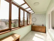 RECO apartament cu 3 camere in zona ultracentrala 