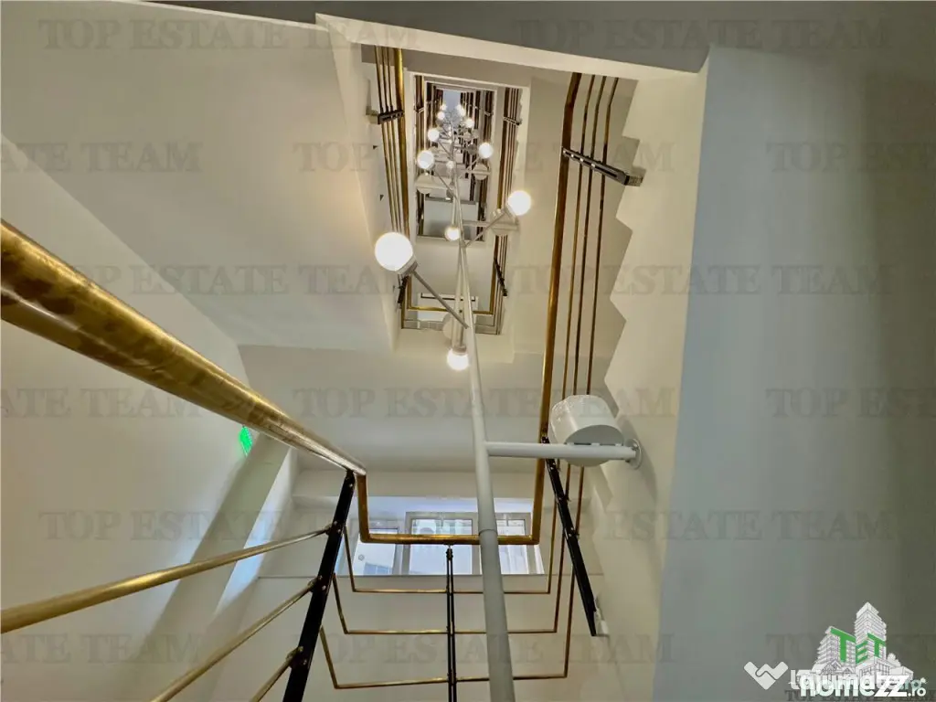 Oferta speciala ! Birou de inchiriat pentru 10 persoane / C