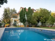 Vilă individuală cu piscină încălzită & wellness | Ero 