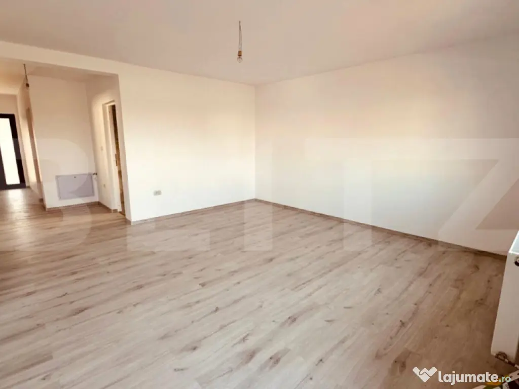 Casa plan parter de vanzare, cu 4 camere, 110 mp utili, zona