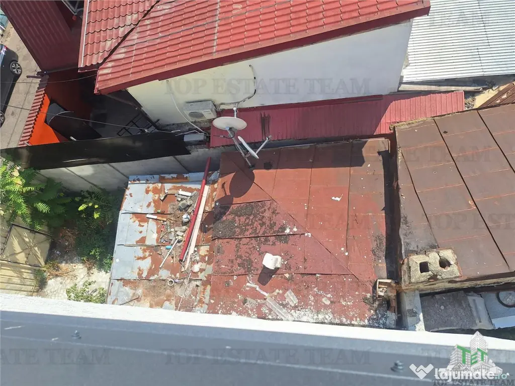 Vila intima cu terasa si teren langa bd. Lacul Tei