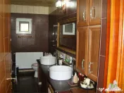 Super afacere, vila cu aspect de conac cu spatii moderne dar 