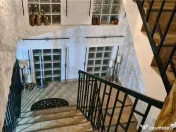 Super afacere, vila cu aspect de conac cu spatii moderne dar 