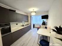 Apartament 2 camere, semidecomandat - zona Grivitei.