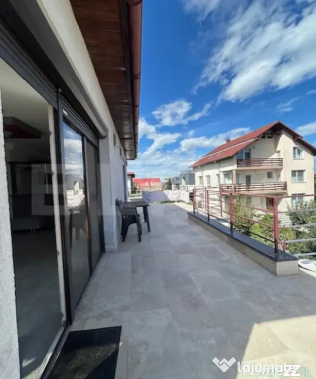 Apartament cu 2 camere, 60 mp + 60 mp terasa (penthouse) - E