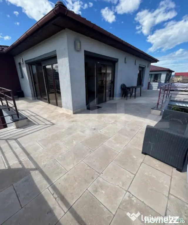 Apartament cu 2 camere, 60 mp + 60 mp terasa (penthouse) - E