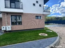 Casa tip Triplex de vanzare