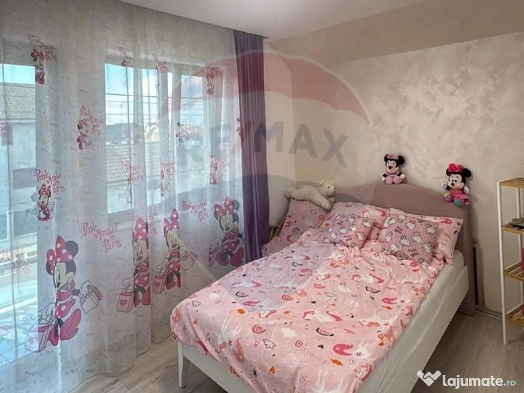 De închiriat casă modernă cu 4 camere, în Sântandrei