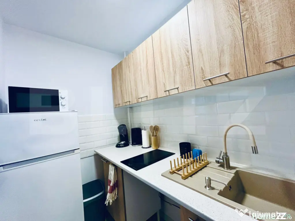 Garsonieră renovată și mobilată-utilată, 31 mp, Brazda - Craiova (Dolj)