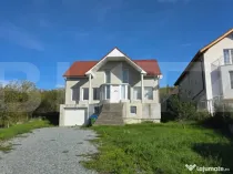 Casa de vanzare, cu 4 dormitoare si 10 arii teren, zona Unir