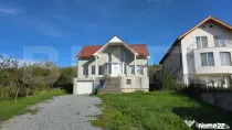 Casa de vanzare, cu 4 dormitoare si 10 arii teren, zona Unir