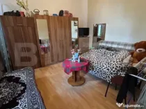 Apartament 2 camere + curte proprie și parcare – zona ext
