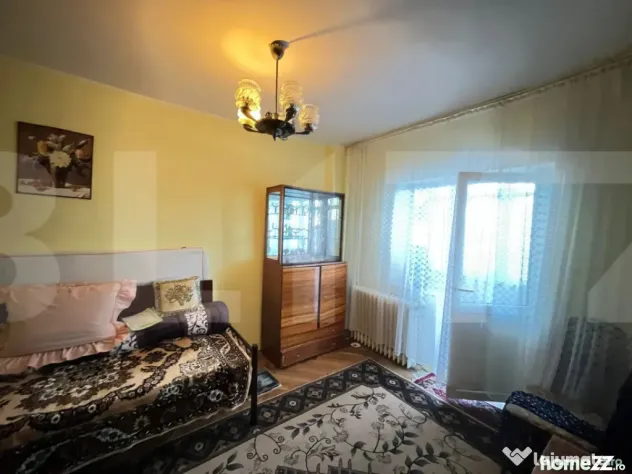 Apartament spațios, 78 mp, decomandat, etaj 1 – cu parca