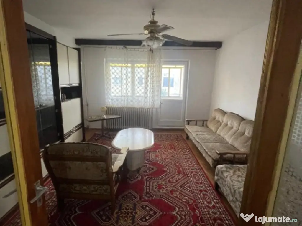 Apartament 5 camere zona Miorita