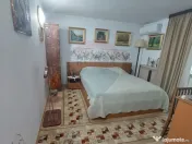 Casă / Vilă cu 10 camere de vânzare în zona Central 