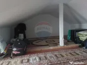 Casă / Vilă cu 10 camere de vânzare în zona Central 