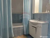 Casă / Vilă cu 10 camere de vânzare în zona Central 