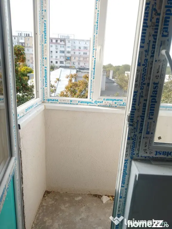 Apartament 3 camere Viziru ,etaj6/10
