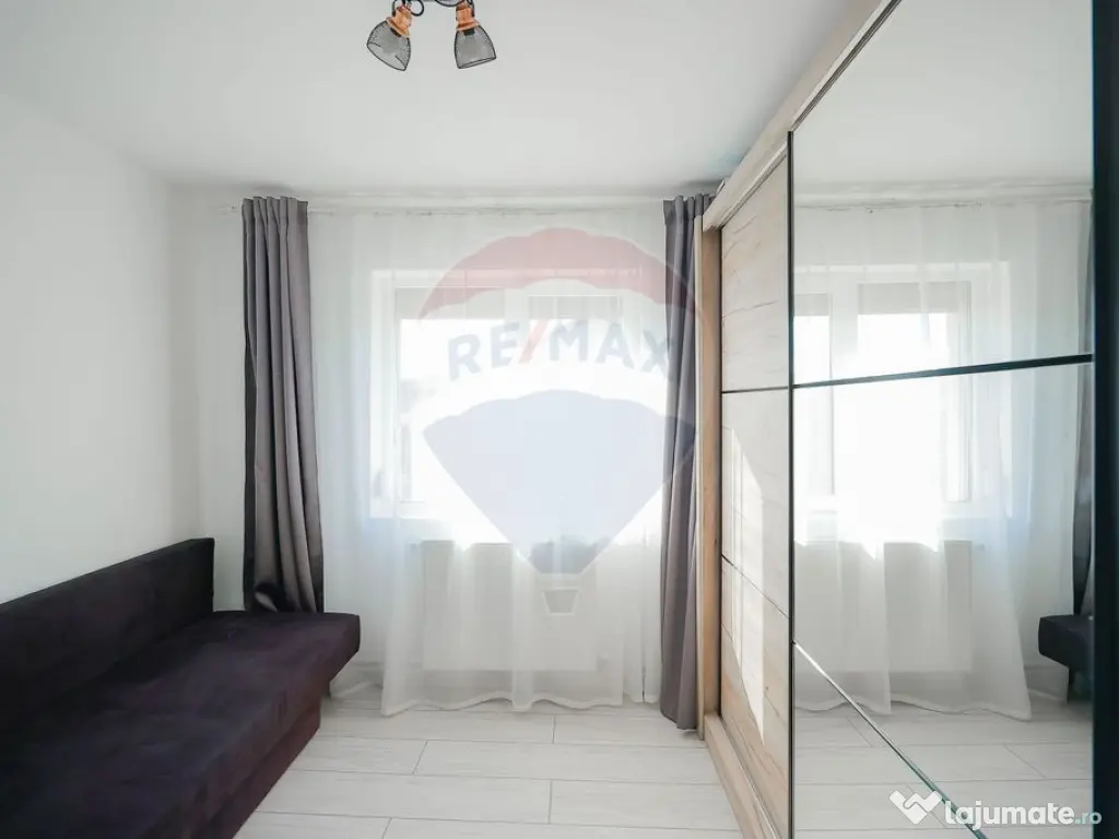 Casă de vânzare pentru locuit sau cabinete/birouri, zon...