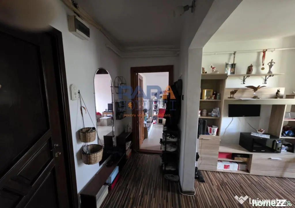 2 camere decomandat, Str. Mihai Eminescu - Roman (Neamt)