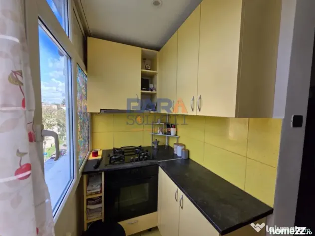 2 camere decomandat, Str. Mihai Eminescu - Roman (Neamt)