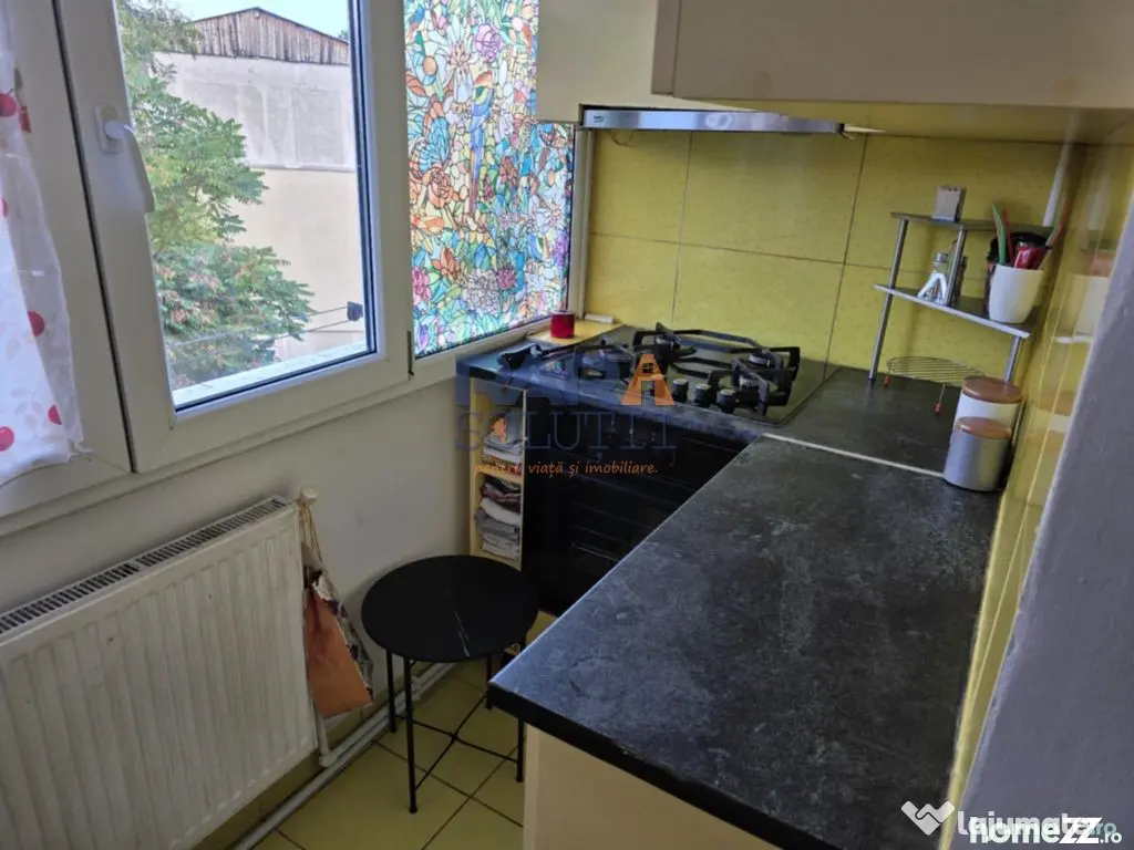 2 camere decomandat, Str. Mihai Eminescu - Roman (Neamt)