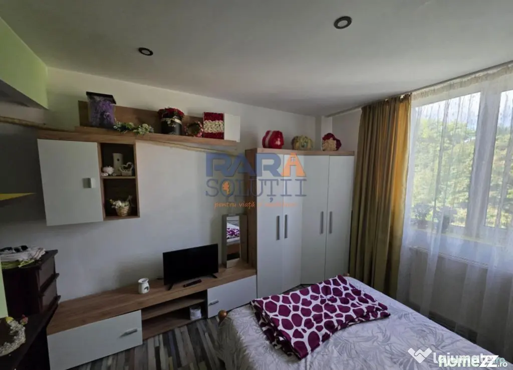 2 camere decomandat, Str. Mihai Eminescu - Roman (Neamt)