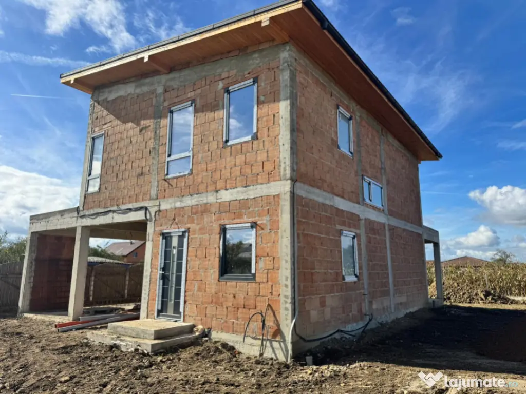 Casă individuală la roșu – 130 mp utili, teren 440 mp,